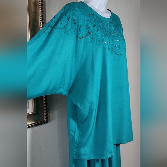 Vintage Surya Top/Skirt w/Cutwork Embroidery - Picture 5 of 11